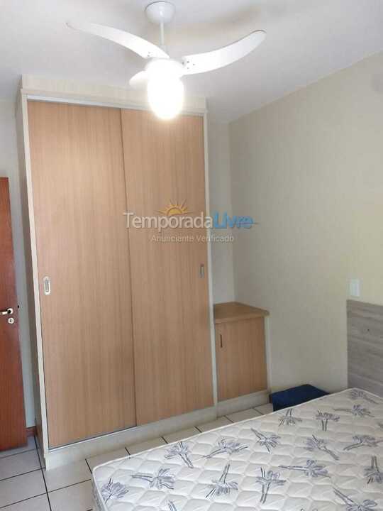 Apartamento para aluguel de temporada em Itapema (Meia Praia)