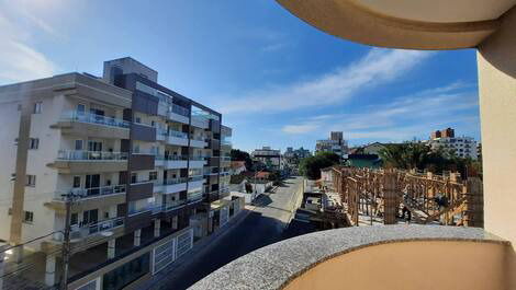 Apartment on the 3rd floor, located 400 meters away