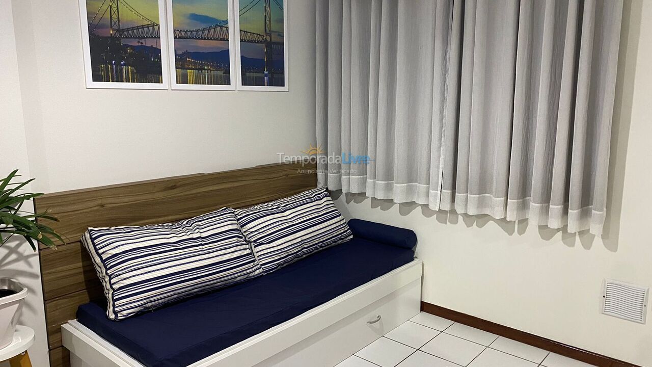 Apartamento para aluguel de temporada em Florianopolis (Praia dos Ingleses)