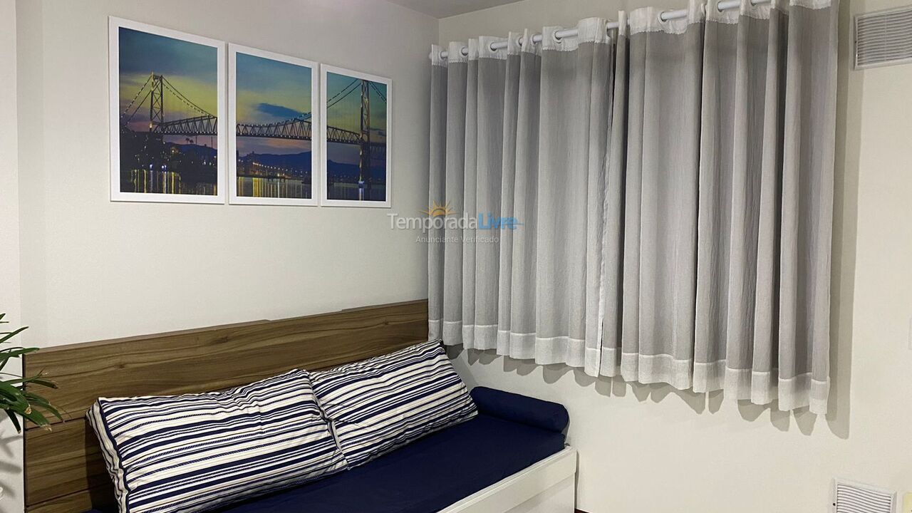 Apartamento para aluguel de temporada em Florianopolis (Praia dos Ingleses)