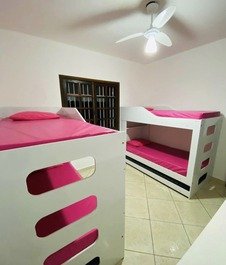 2 bedroom house Martim de Sá