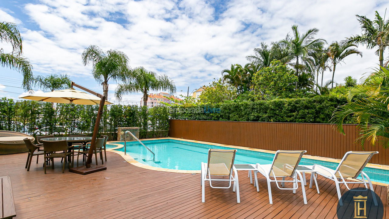 Casa para aluguel de temporada em Florianopolis (Jurerê Internacional)