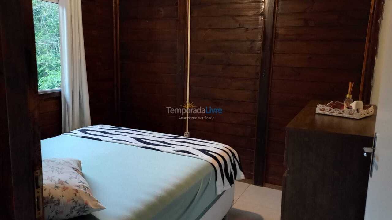 Casa para alquiler de vacaciones em Camboriú (Rio Pequeno)