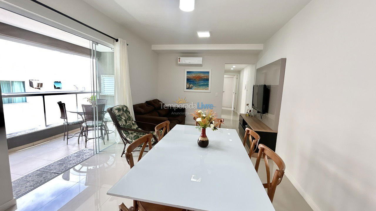 Apartment for vacation rental in Bombinhas (Praia de Bombas)