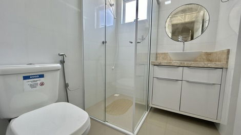 APARTAMENTO COM PISCINA COLETIVA