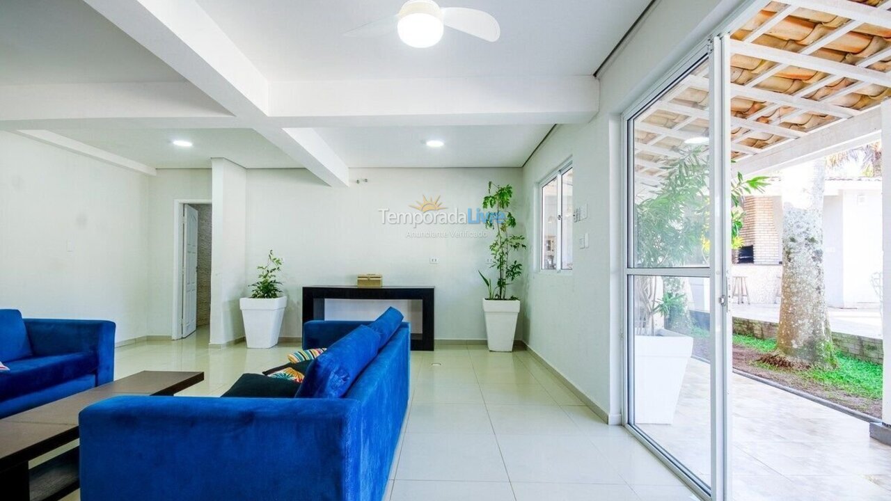 Casa para alquiler de vacaciones em Guarujá (Praia do Pernambuco)