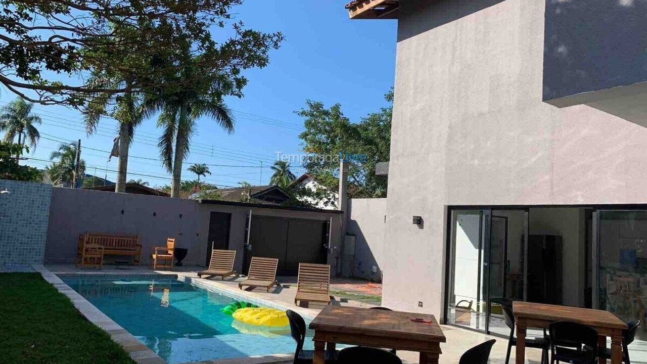 Casa para alquiler de vacaciones em Guarujá (Praia do Pernambuco)