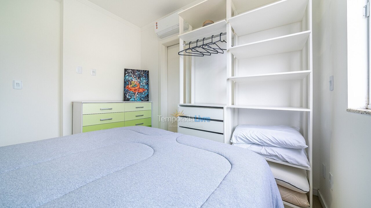 Apartment for vacation rental in Bombinhas (Praia de Bombas)