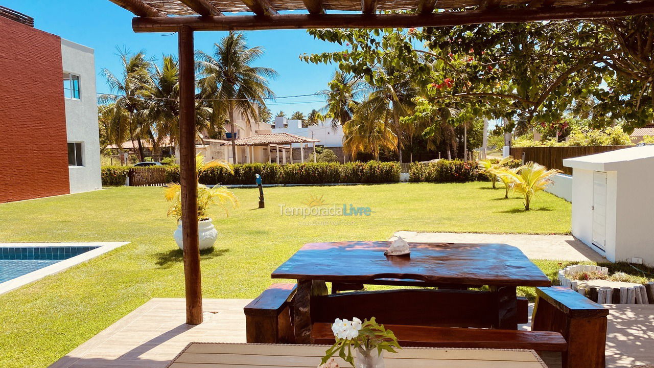 Casa para aluguel de temporada em Porto de Pedras (Praia de Tatuamunha)