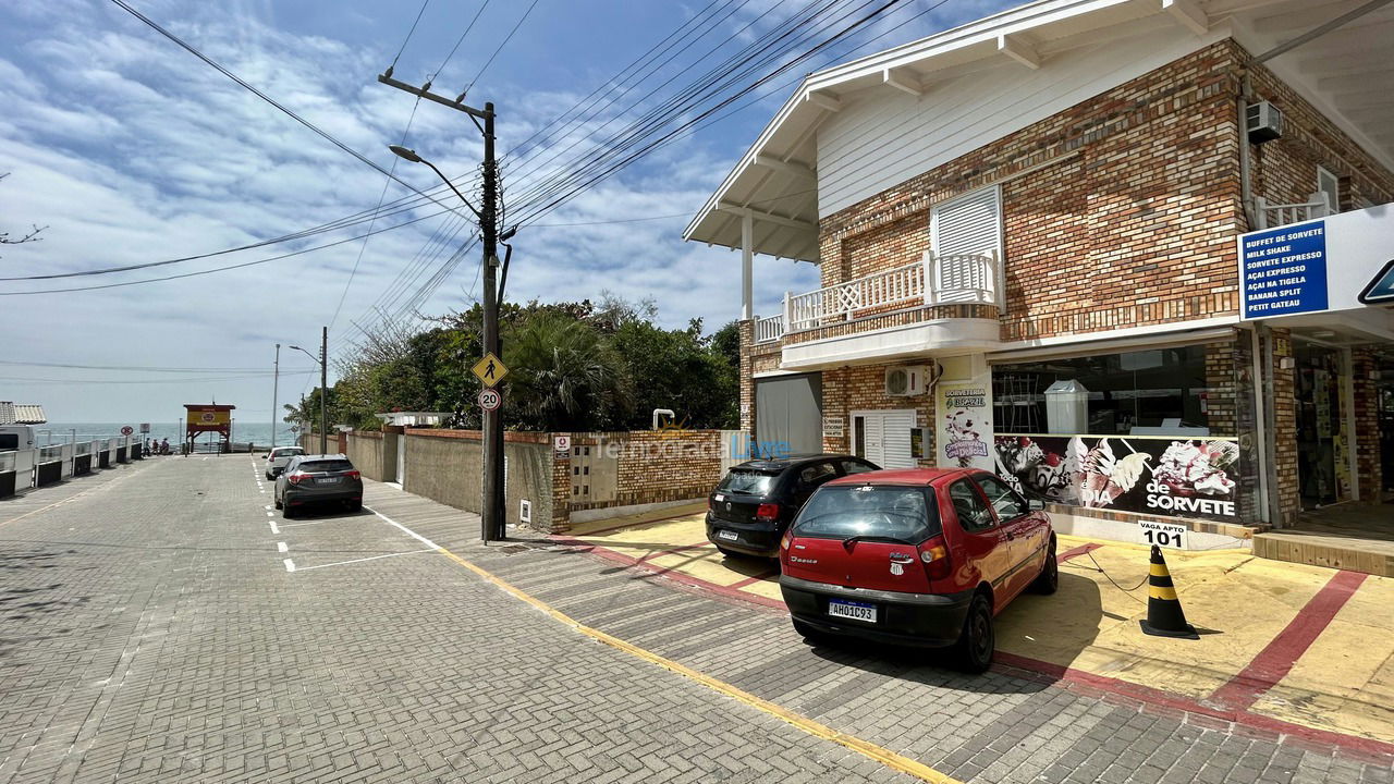 Apartamento para aluguel de temporada em Bombinhas (Praia de Bombas)