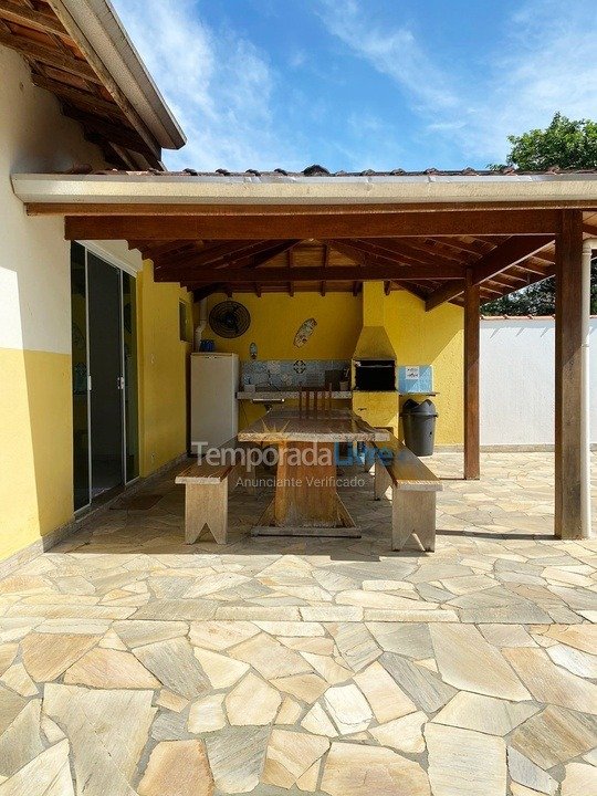 Casa para alquiler de vacaciones em Ubatuba (Praia do Sape)