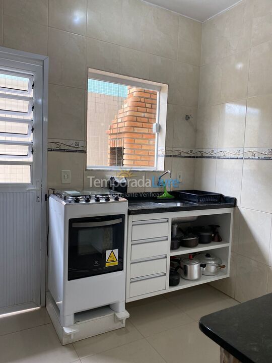 Apartamento para aluguel de temporada em Ubatuba (Praia Grande)