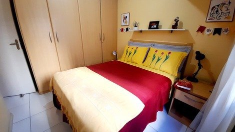 Quadra do mar - 01 dormitório para aluguel de Temporada