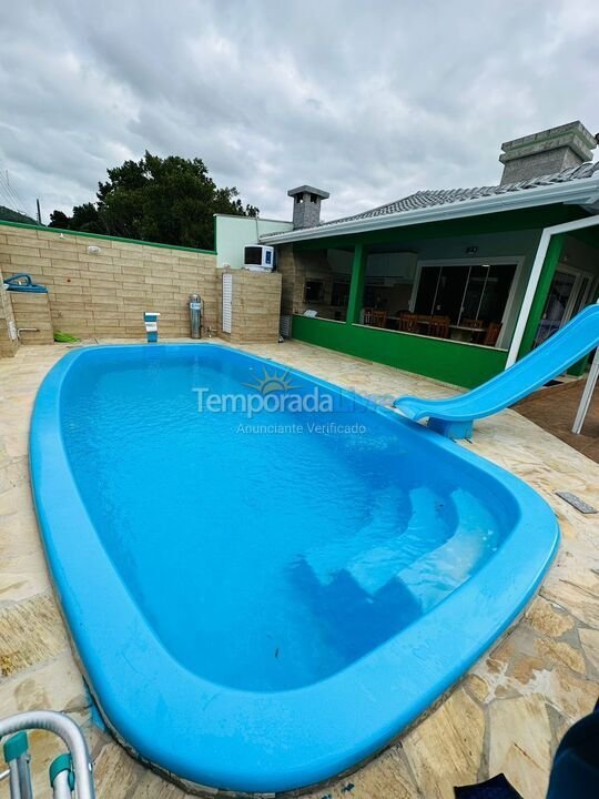 House for vacation rental in Bombinhas (José Amandio)