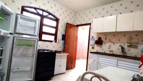 HOUSE FOR SEASON IN BAREQUEÇABA, 350M FROM THE BEACH