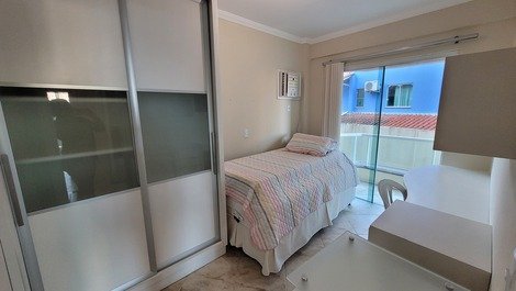 3 BEDROOMS ON THE BEACH OF 4 ISLANDS Available NEW YEARS DAY