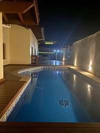 São Sebastião 5 suites piscina a 50 m de la playa