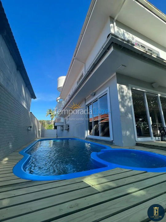 Casa para alquiler de vacaciones em Florianopolis (Jurerê Internacional)