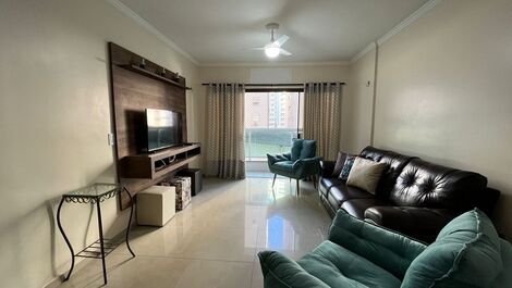 Apartamento en bloque de mar en la playa de Pitangueiras en Guarujá