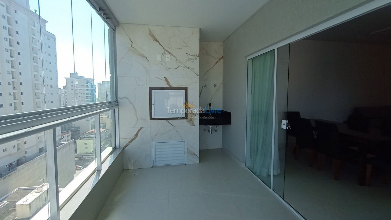 Apartamento para aluguel de temporada em Itapema (Meia Praia)