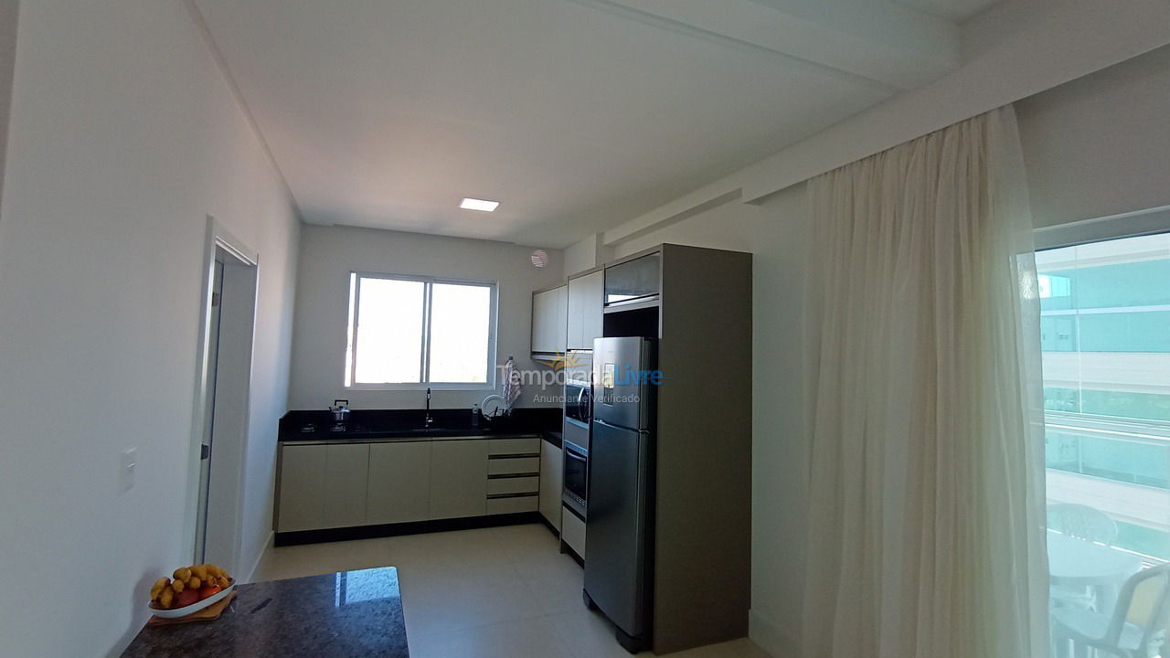 Apartment for vacation rental in Itapema (Meia Praia)