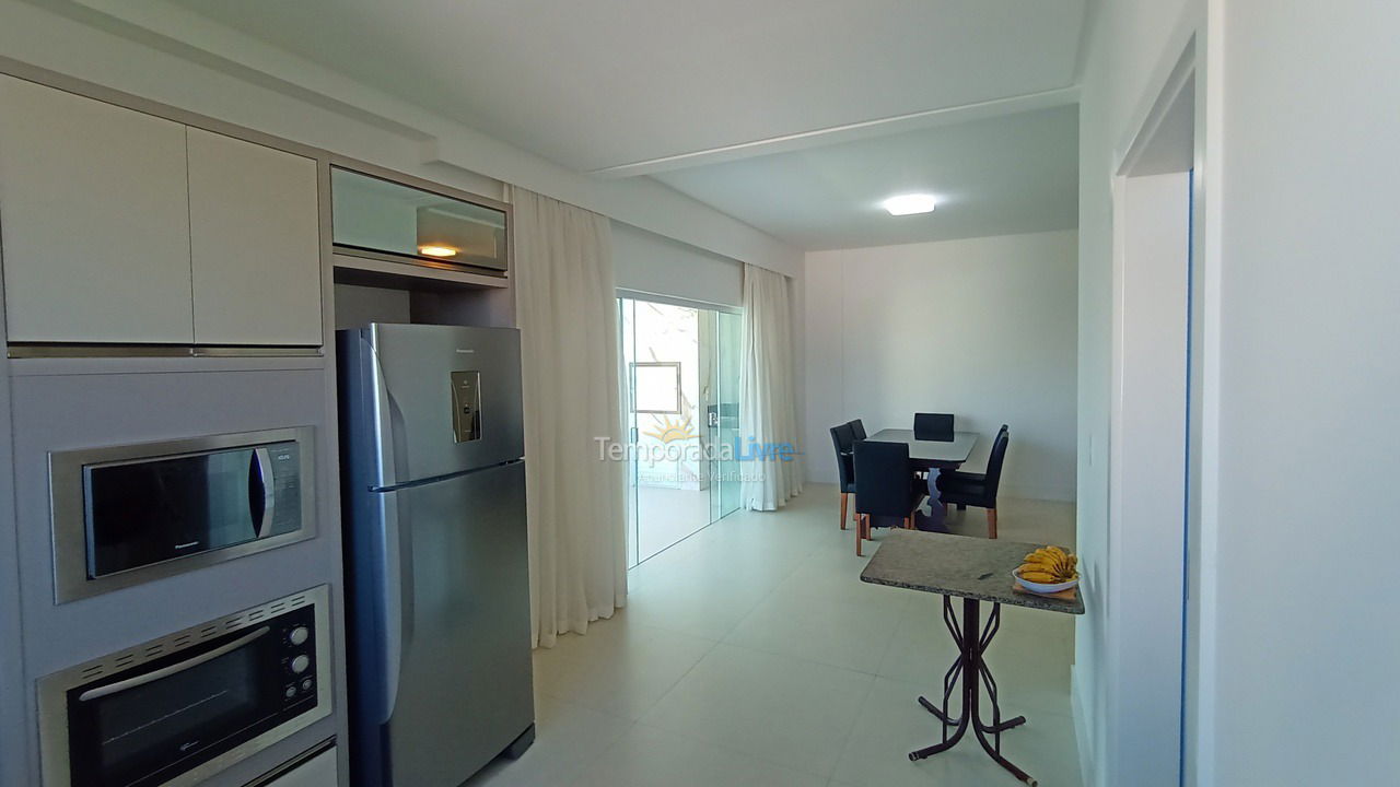 Apartment for vacation rental in Itapema (Meia Praia)