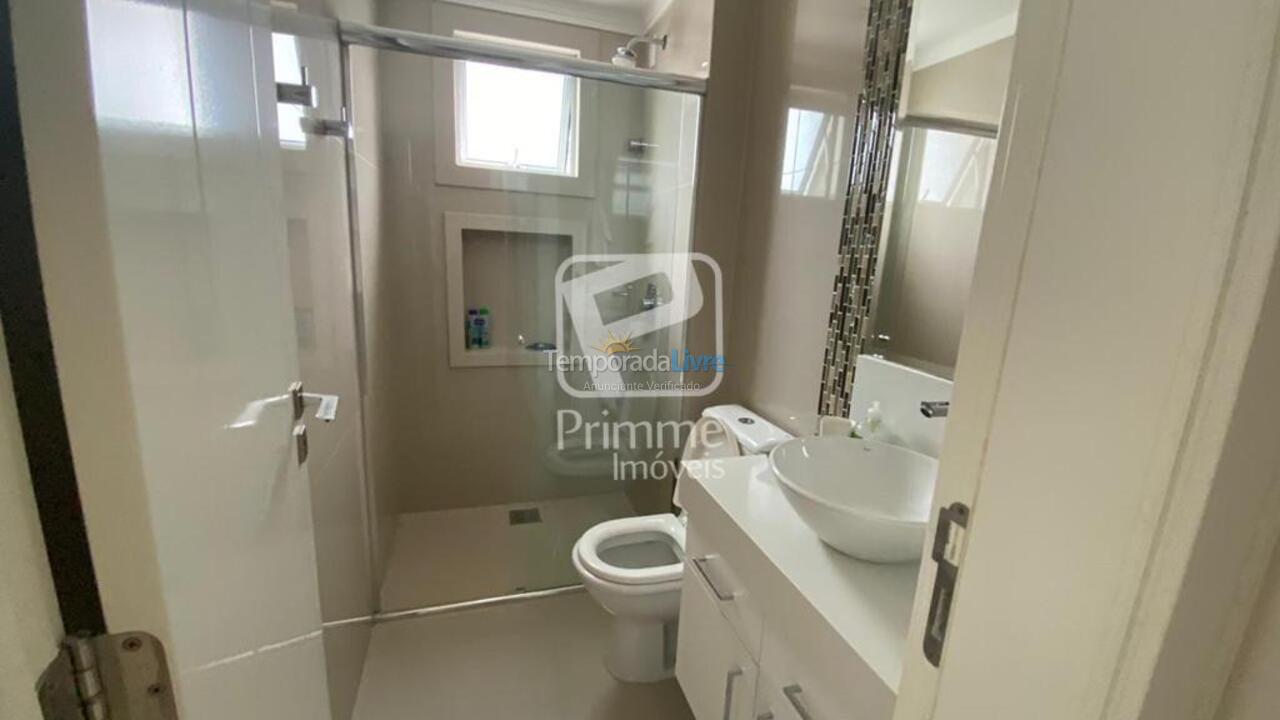 Apartamento para aluguel de temporada em Balneário Camboriú (Centro)