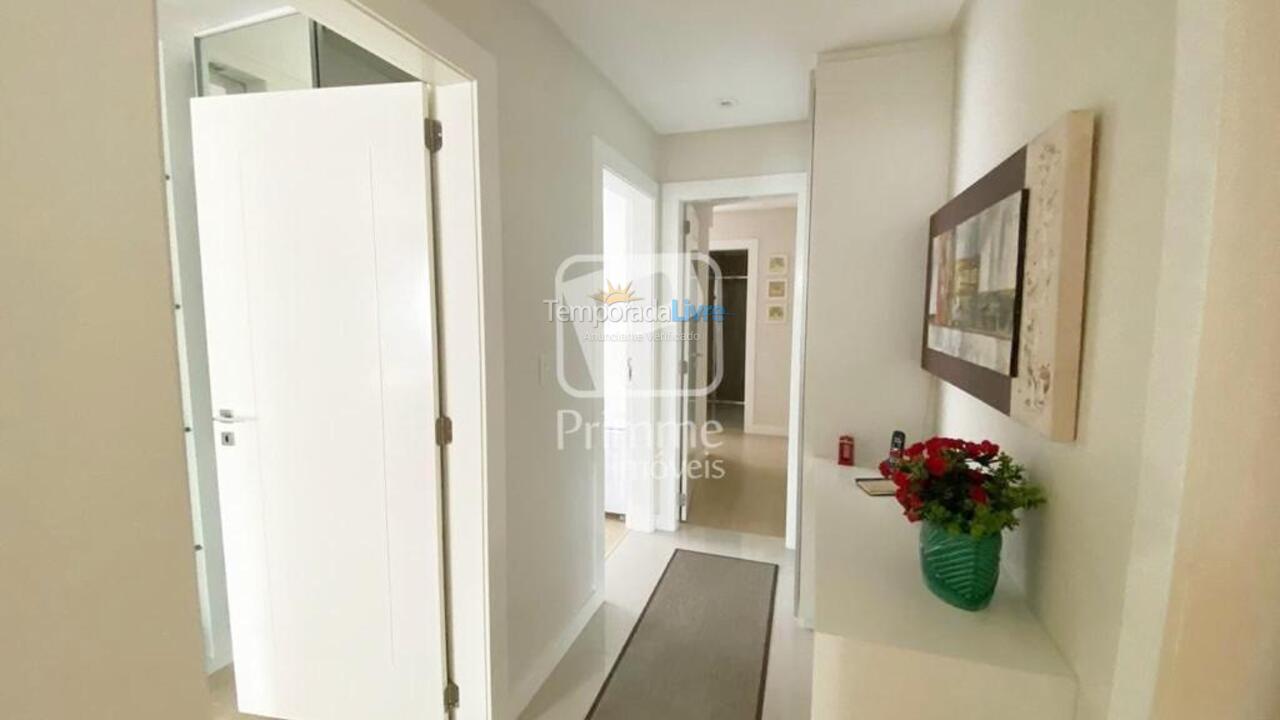 Apartamento para aluguel de temporada em Balneário Camboriú (Centro)