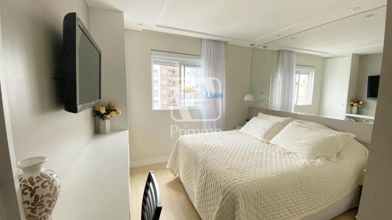 Apartamento para aluguel de temporada em Balneário Camboriú (Centro)