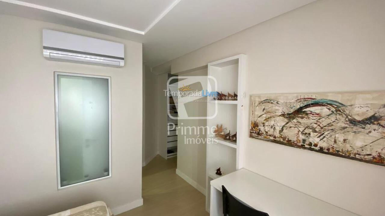 Apartamento para aluguel de temporada em Balneário Camboriú (Centro)