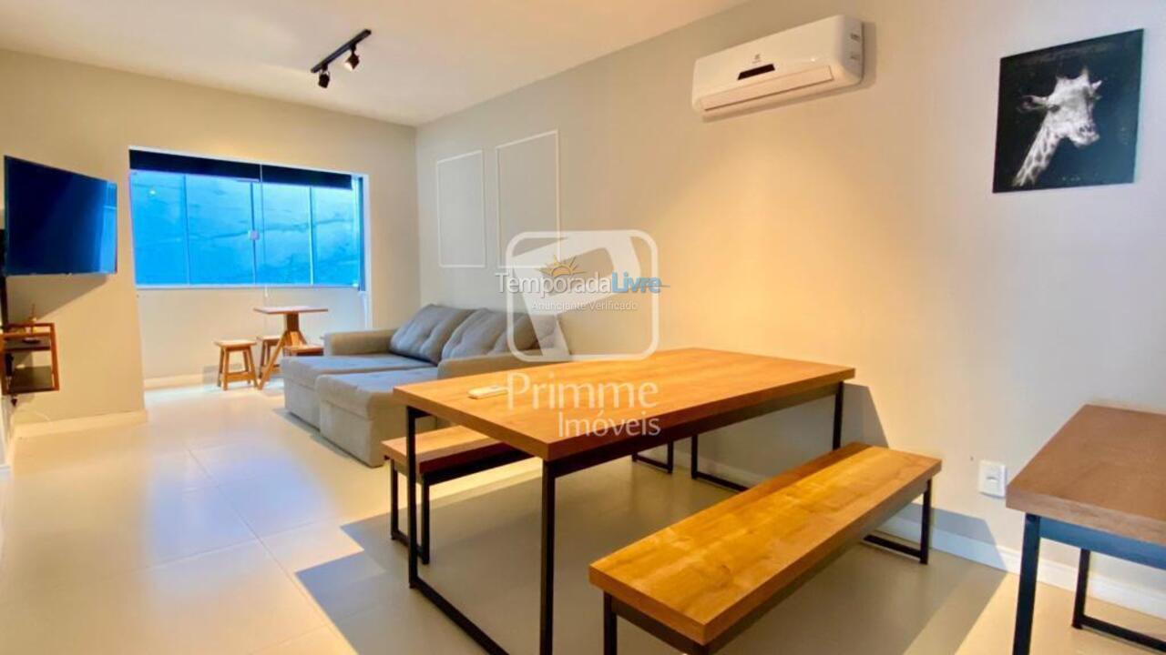 Apartment for vacation rental in Balneário Camboriú (Centro)