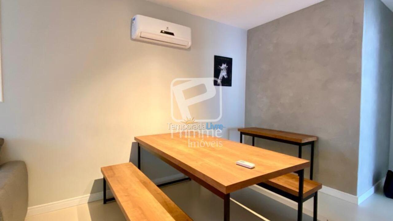 Apartment for vacation rental in Balneário Camboriú (Centro)