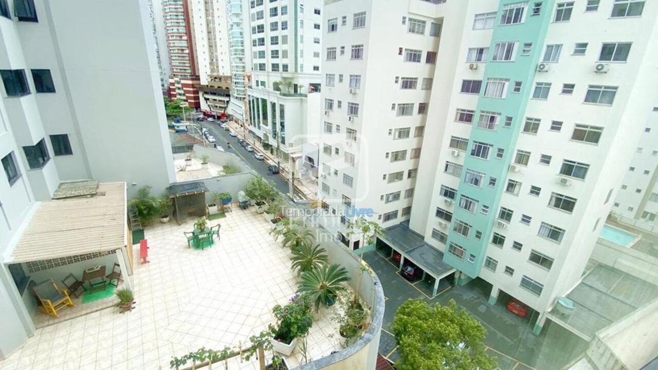 Apartamento para aluguel de temporada em Balneário Camboriú (Centro)