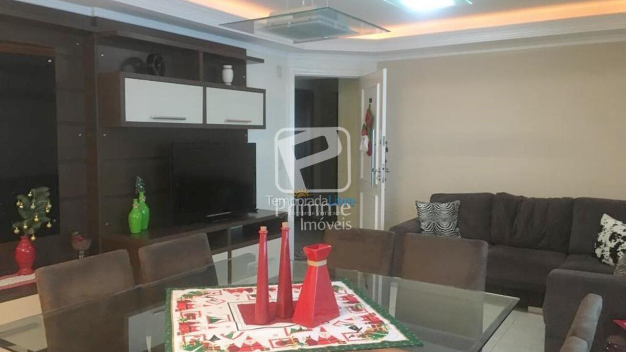 Apartamento para aluguel de temporada em Balneário Camboriú (Centro)