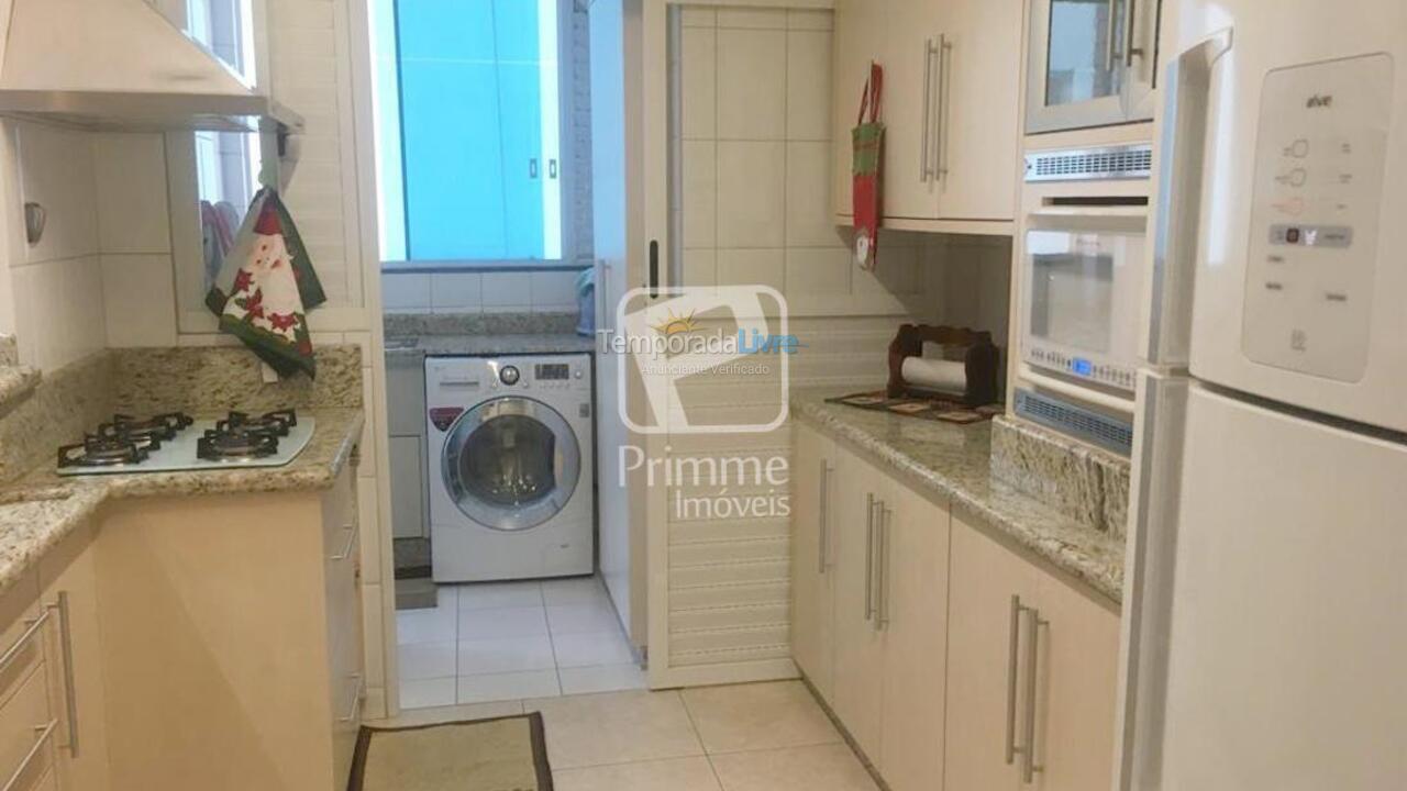 Apartamento para aluguel de temporada em Balneário Camboriú (Centro)