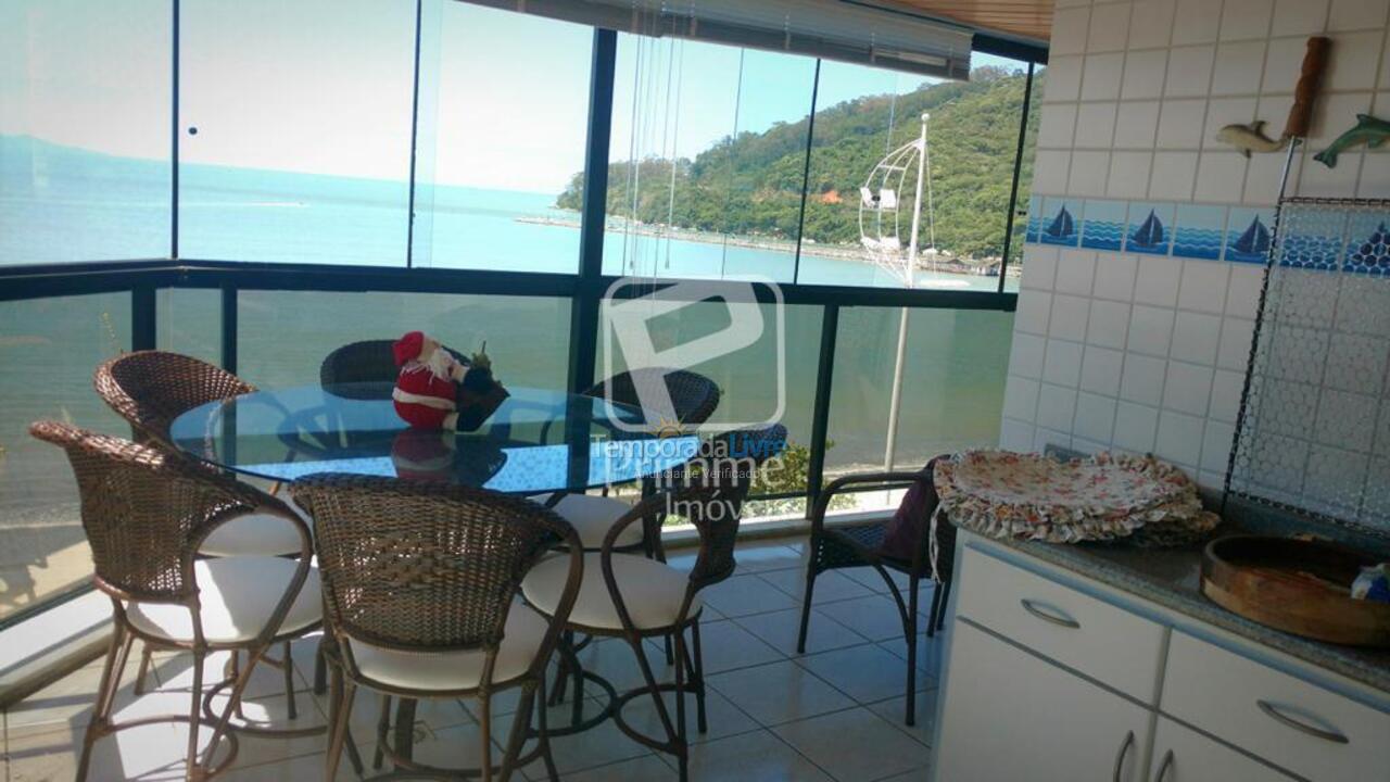 Apartment for vacation rental in Balneário Camboriú (Centro)