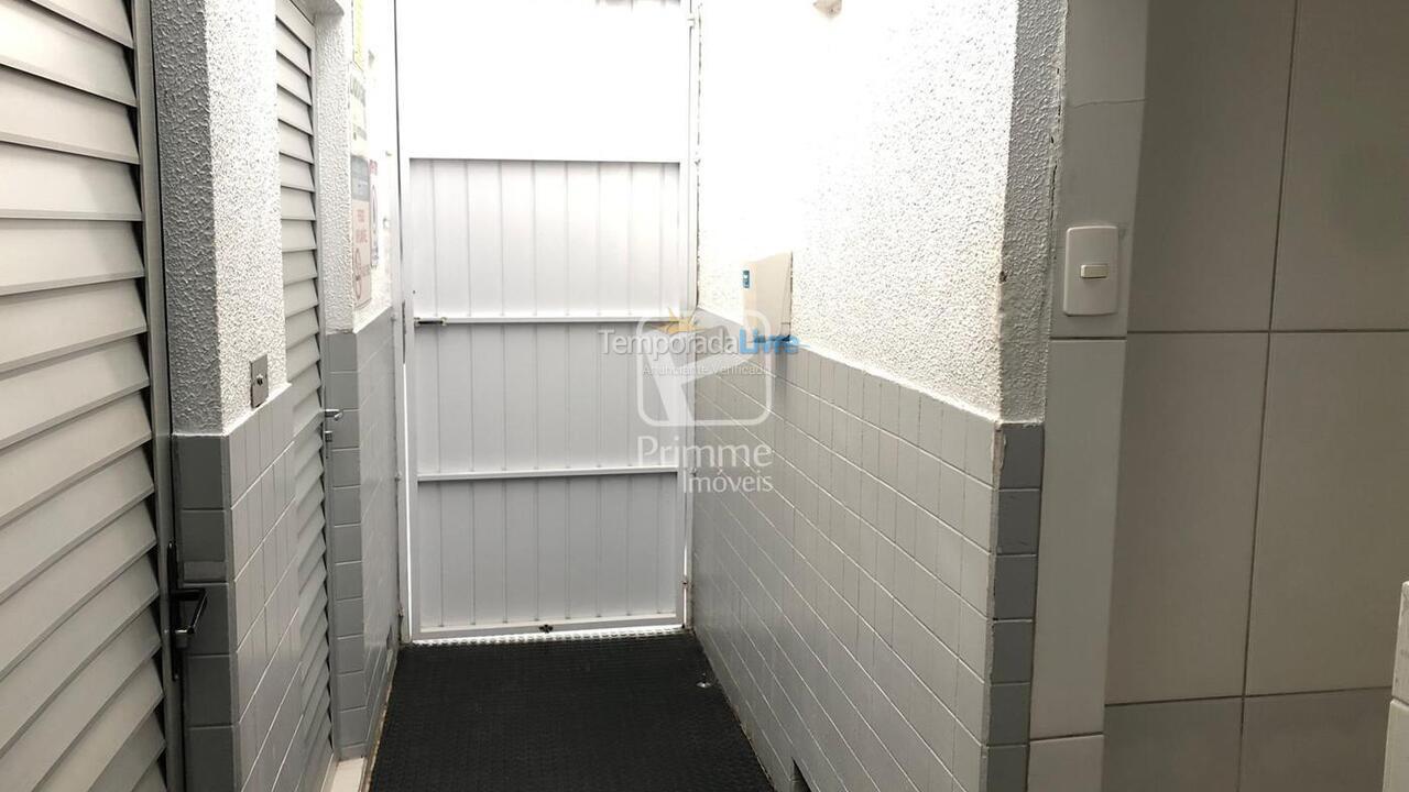 Apartamento para aluguel de temporada em Balneário Camboriú (Centro)