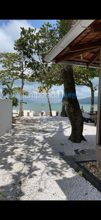 House for vacation rental in Bombinhas (Canto Grande)