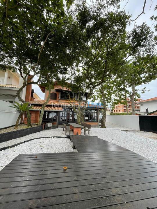 Casa para alquiler de vacaciones em Bombinhas (Canto Grande)