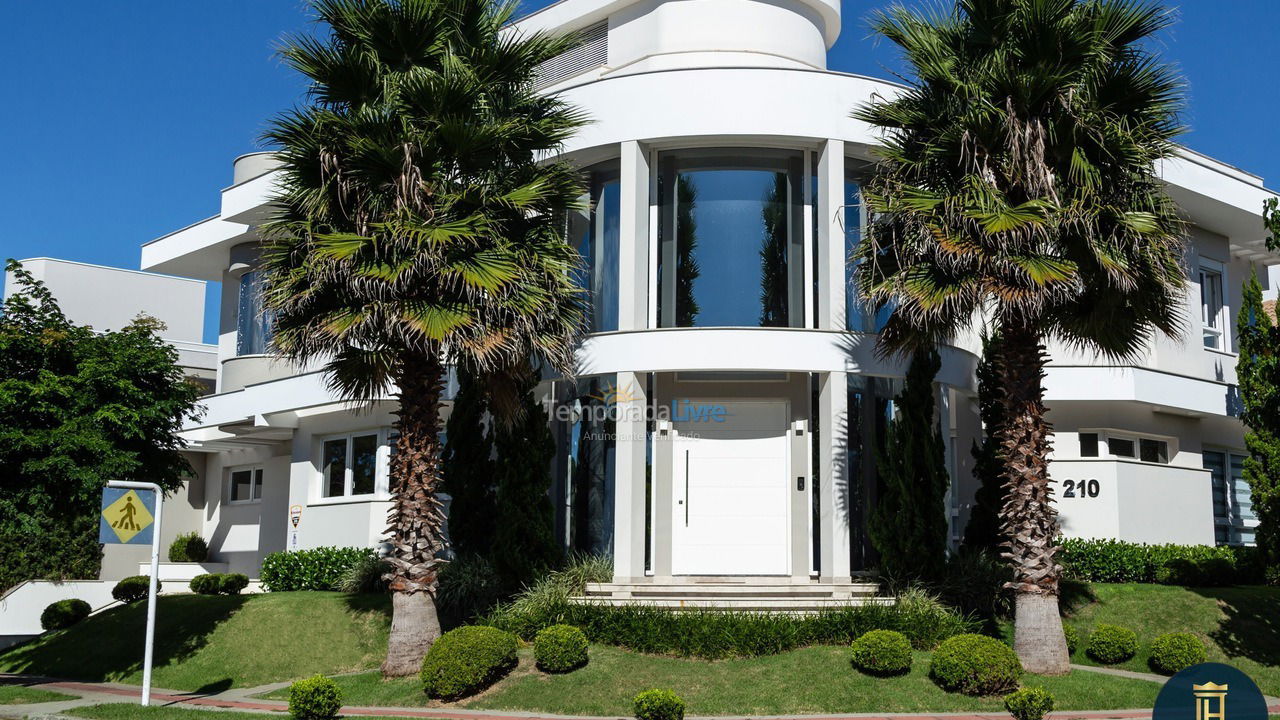 Casa para aluguel de temporada em Florianopolis (Jurerê Internacional)