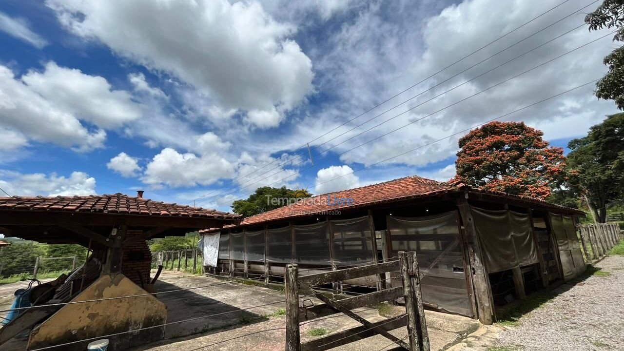 Casa para aluguel de temporada em Santo Antônio do Descoberto (Engenho das Lages)