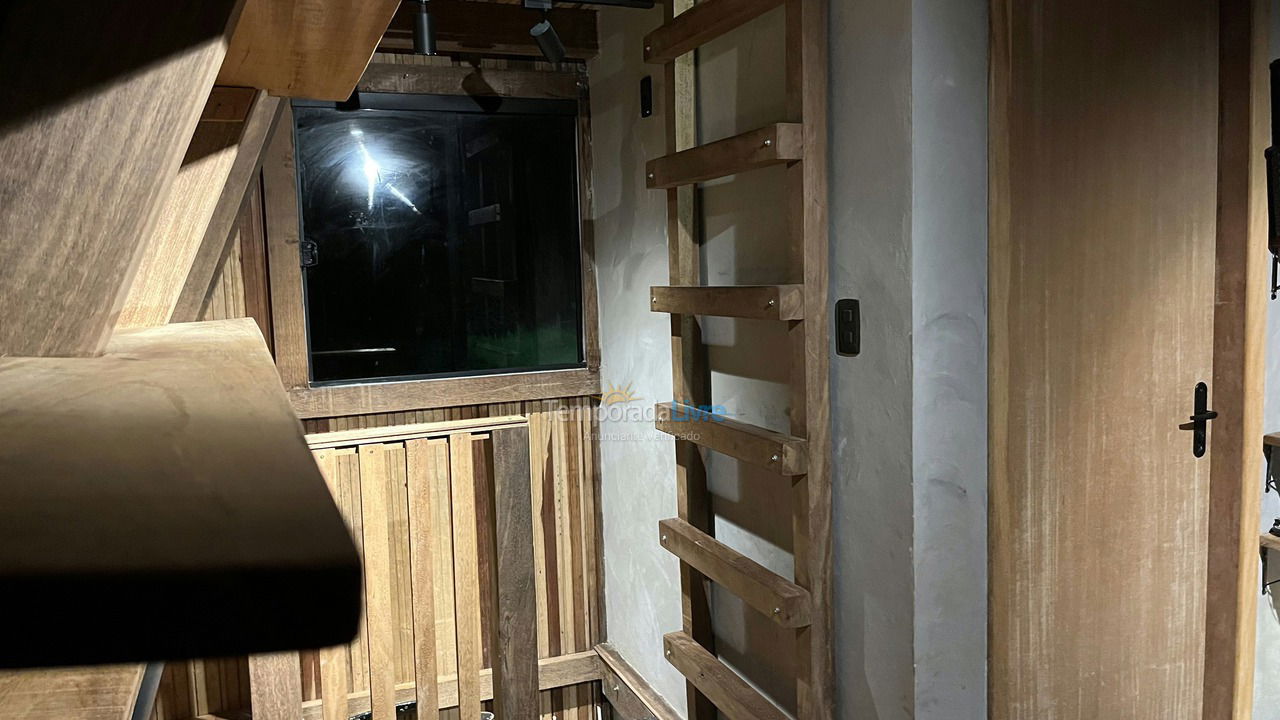 Casa para aluguel de temporada em Itapoá (Balneário Uirapuru)