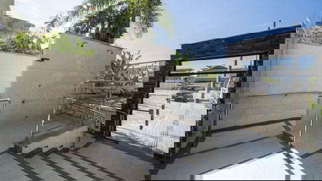 IM202 – Penthouse 3 suites in Mariscal Bombinhas SC