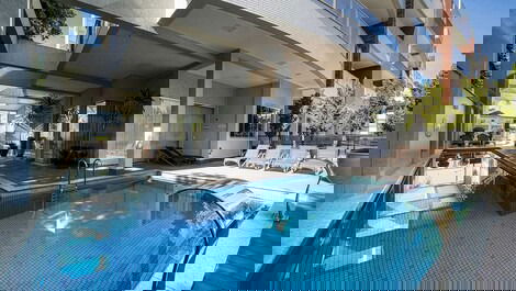 IM202 – Penthouse 3 suites in Mariscal Bombinhas SC