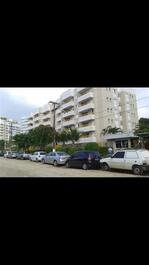 Apartamento a 500m da praia de Riviera de São Lourenço e Itaguaré