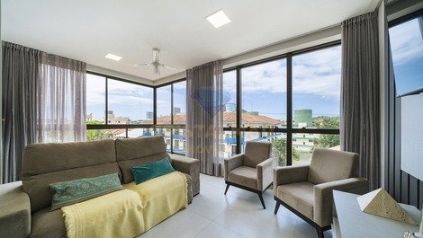 Front apartment, 200 meters from Bombinhas Centro Beach