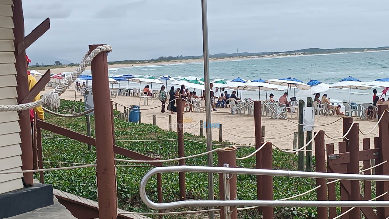 Casa para alquiler de vacaciones em Cabo Frio (Colinas do Peró)