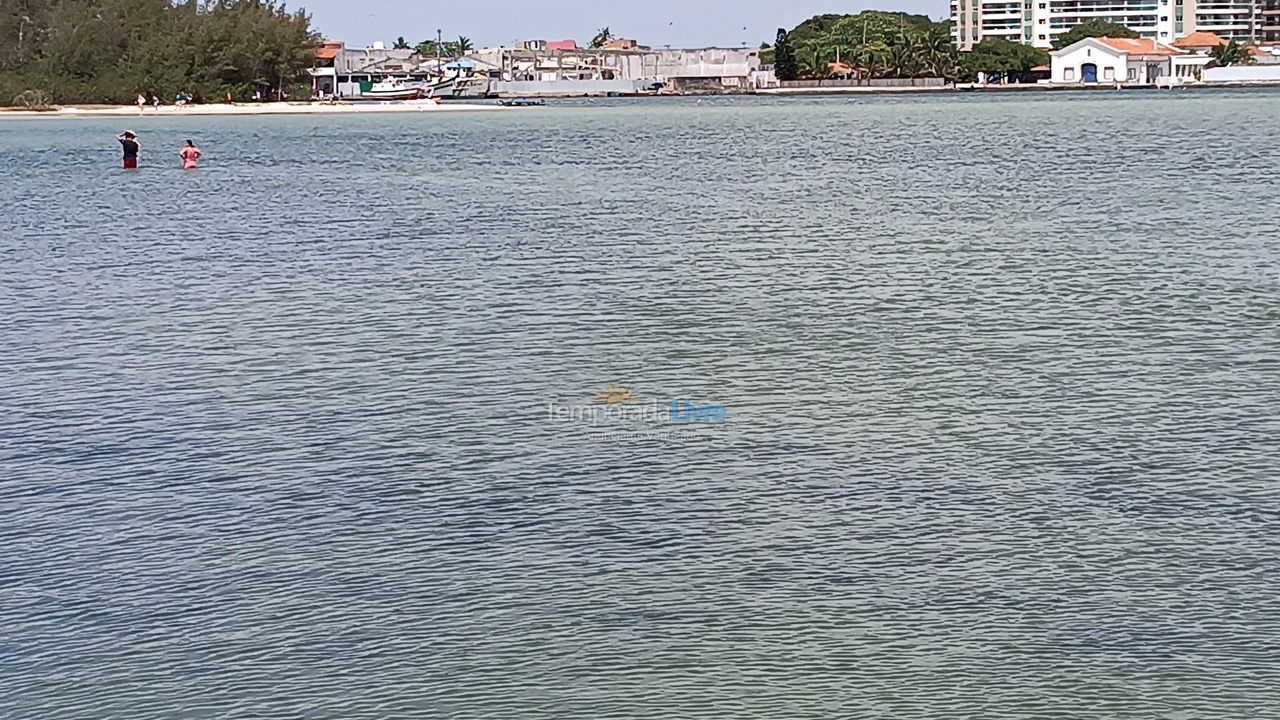 Casa para aluguel de temporada em Cabo Frio (Colinas do Peró)