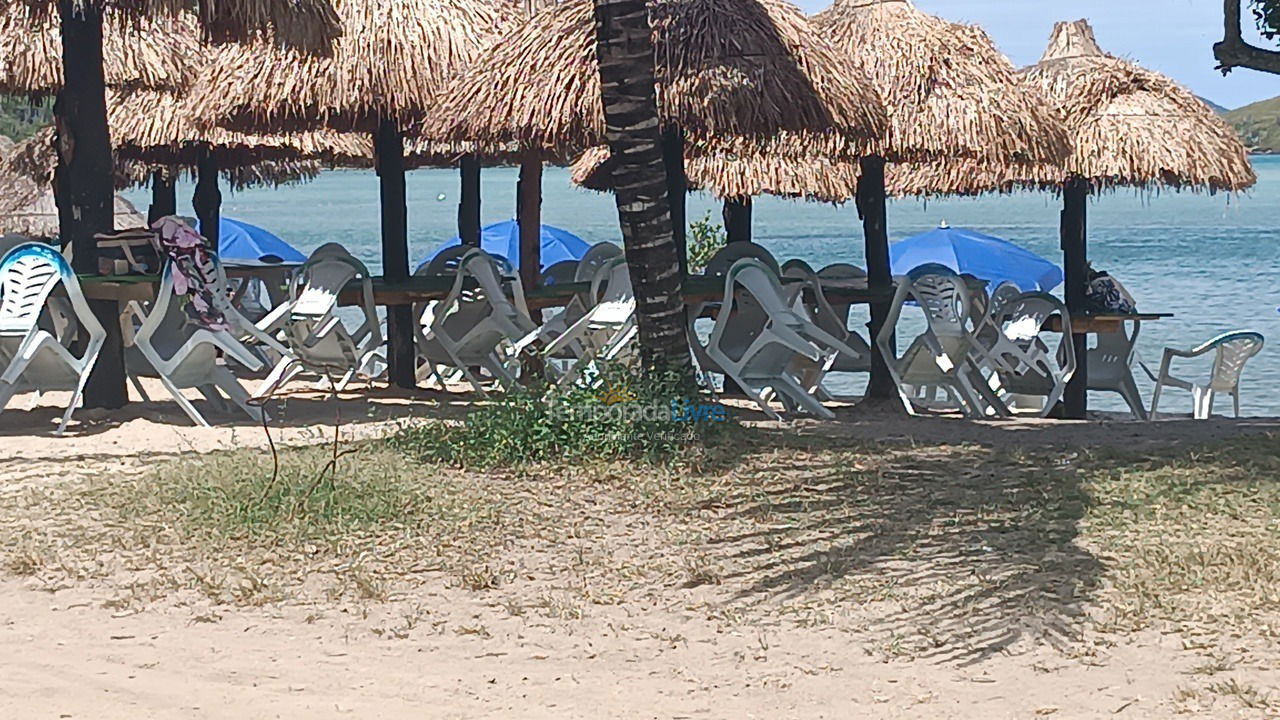 Casa para aluguel de temporada em Cabo Frio (Colinas do Peró)