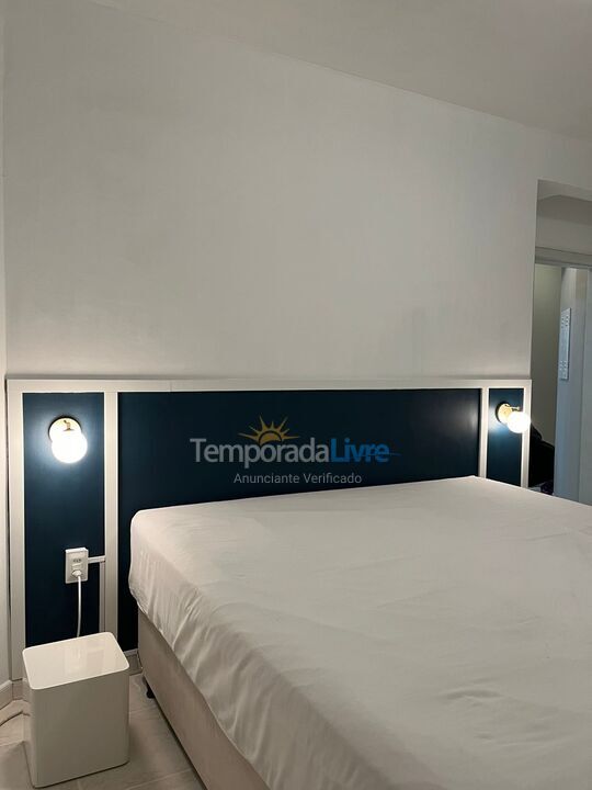 Apartamento para aluguel de temporada em Itapema (Meia Praia)